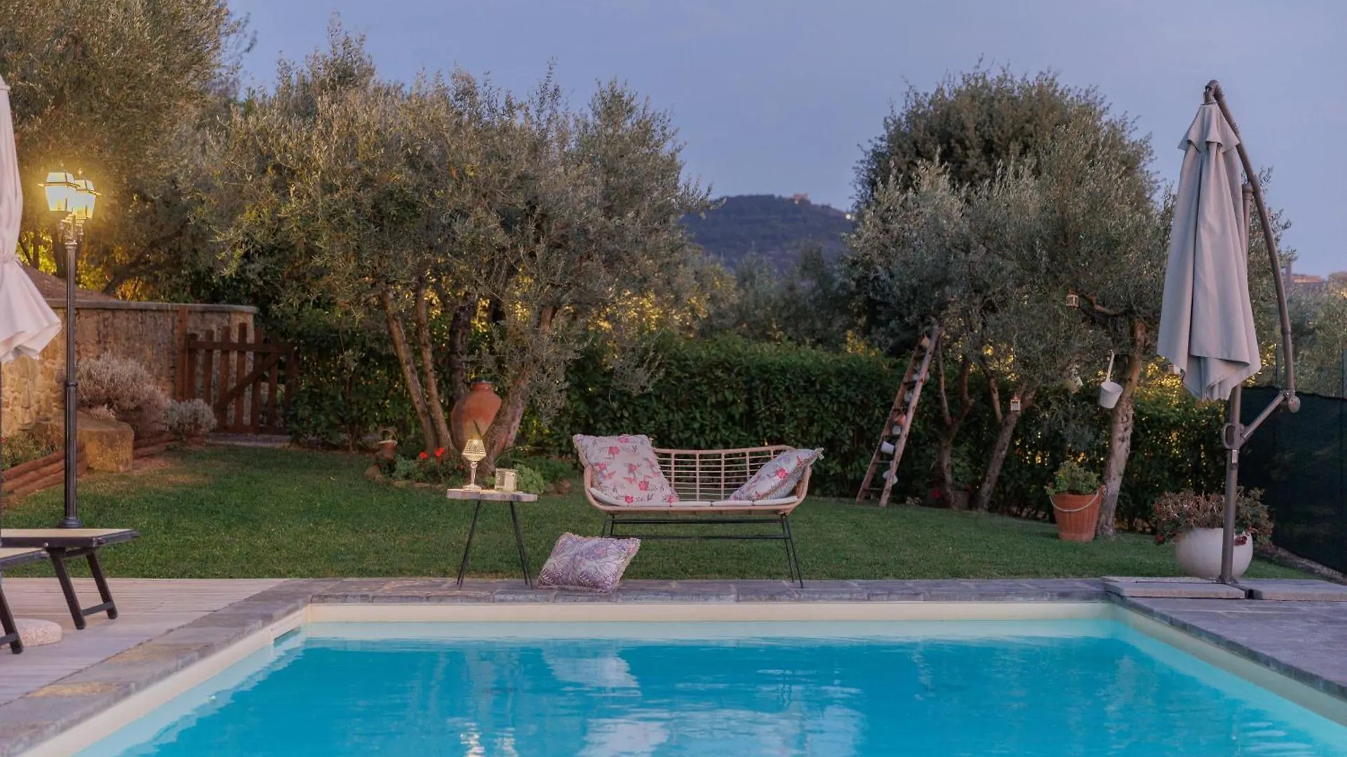 Villa Corte Della Luna Cortona Italy